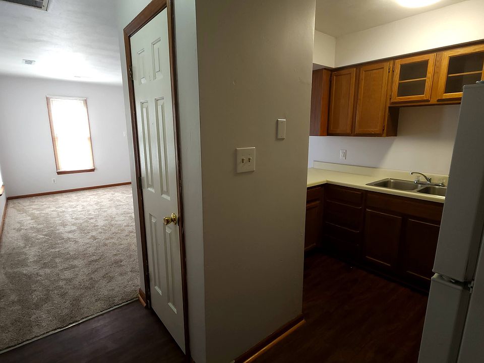 1st image of 454 Florida Ave APT J