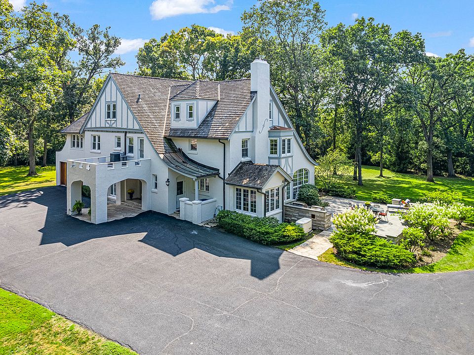 1st image of 1755 Sunset Ln