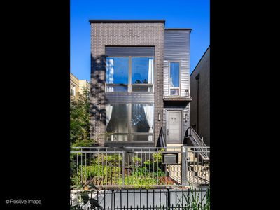 2639 N Washtenaw Ave, Chicago, IL, 60647