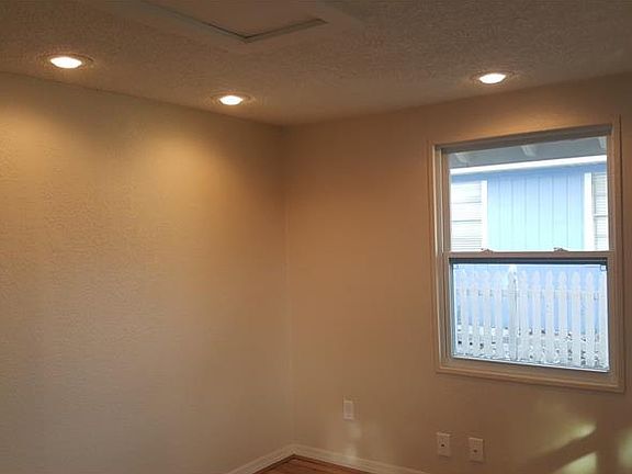 5th image of 5325 Kensington St