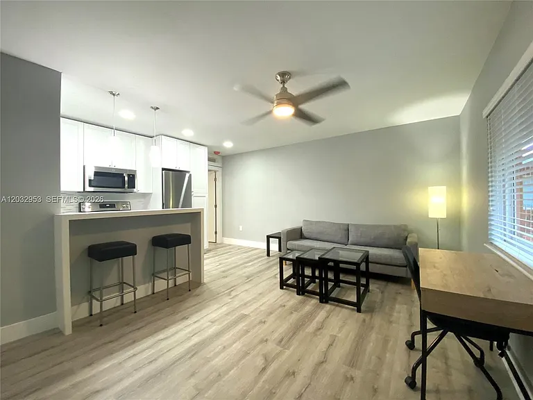 7901 SW 64th Ave #18 — Photo 3