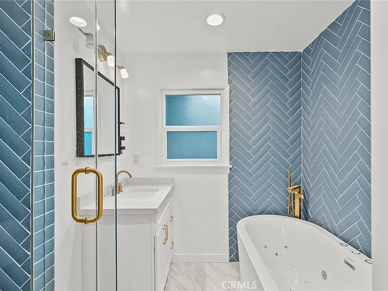 5937 Ranchito Ave — Photo 10