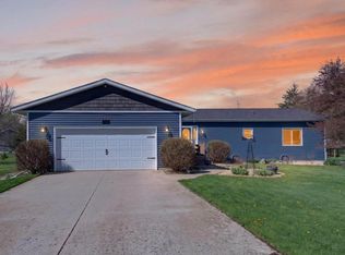 688 Bliven Rd, Edgerton, WI 53534