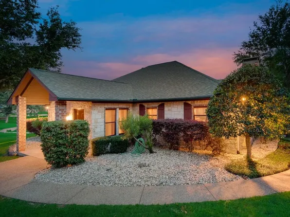 295 September Dr, Streetman, TX 75859