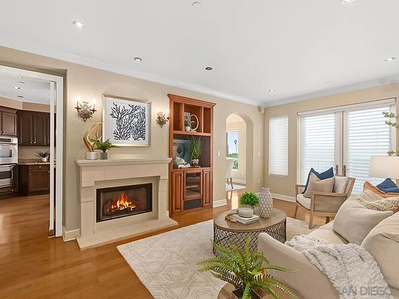 3rd image of 1000 Genter St Unit 303