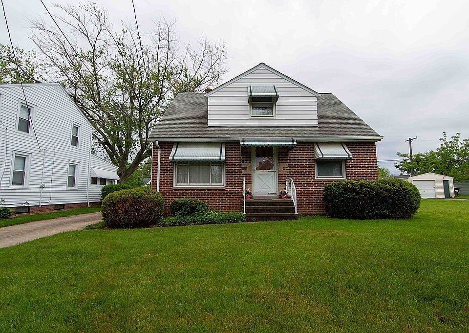 1st image of 21340 Westport Ave