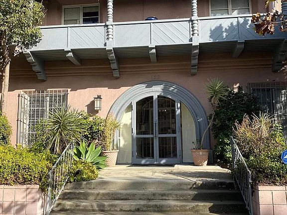 3rd image of 152 S Maple Dr #8