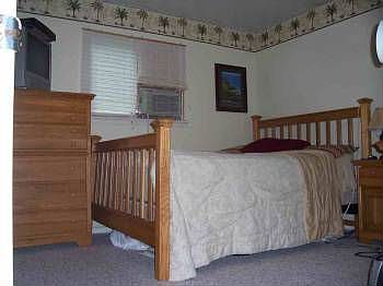 5th image of 2163 Armstrong Rd