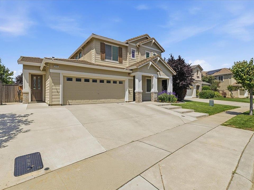 1st image of 2442 Dulles Way
