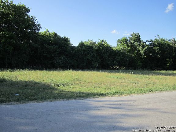 4th image of 3907 W Horseshoe Bnd