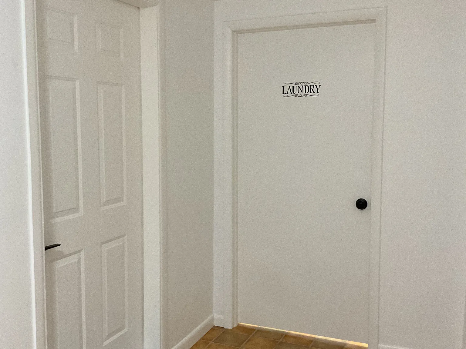 28 Sebastian Ave — Photo 2