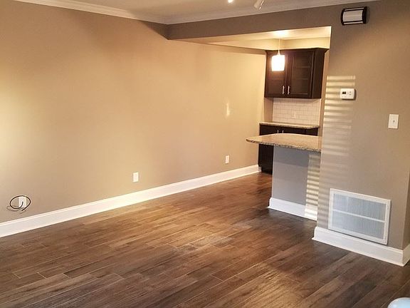 2nd image of 309 Forest Ln APT B