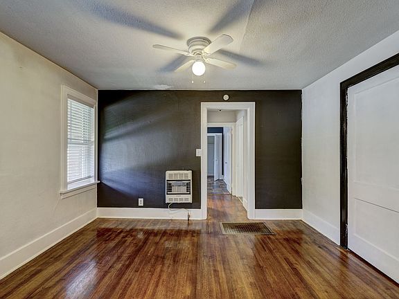 3rd image of 1419 NW 17th St