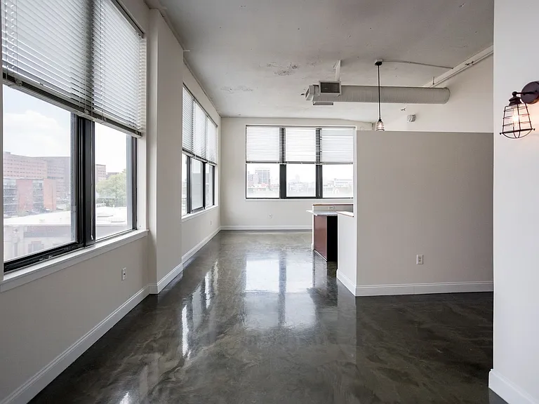 Garfield Lofts — Photo 14