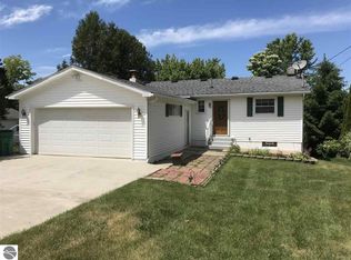 8312 Avalon Dr, Hale, MI 48739