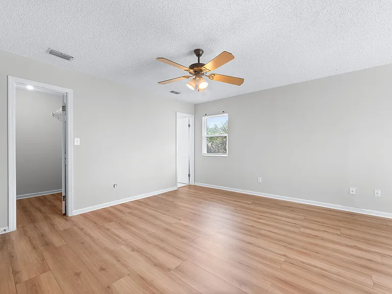 119 Palm Valley Woods Dr — Photo 60