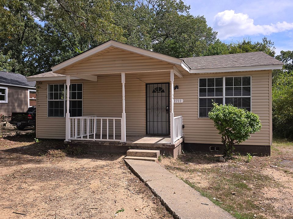 3711 Holt 1_10042024