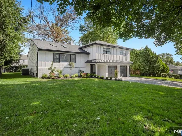 636 Martin Ave, Oradell, NJ 07649