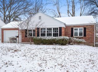 1438 Pinetree Ln, Saint Louis, MO