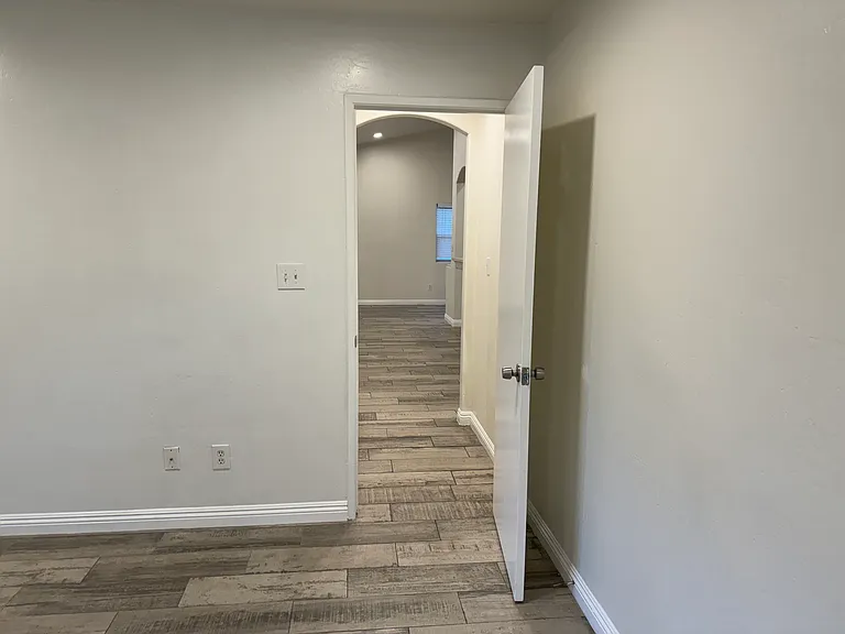 4808 Independence Ct — Photo 7