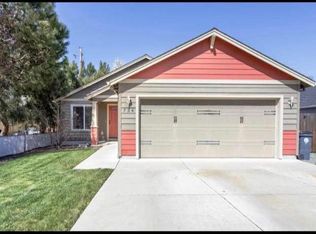734 Agate St, Medford, OR 97501