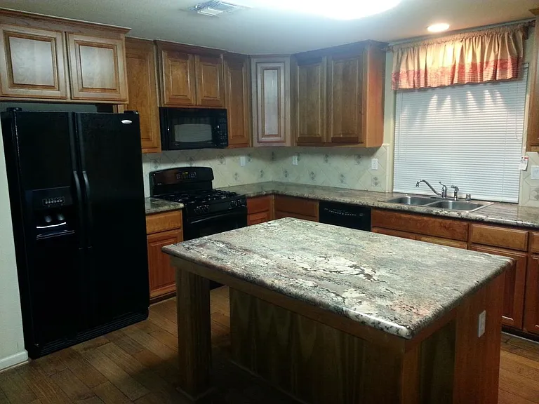 203 Shafer Ave — Photo 6
