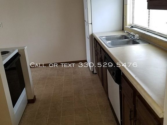 2nd image of 740 Pine Knolls Dr APT 6