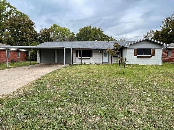 3rd image of 127 Darden Dr