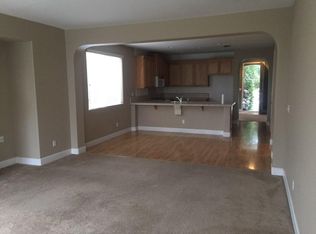 10197 Lofton Ct, Elk Grove, CA 95757
