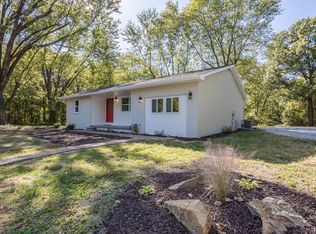 1299 S Yankeetown Rd, Boonville, IN 47601