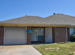 506 Valleyridge Ct, Decatur, TX 76234