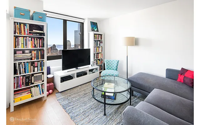 Rented by Douglas Elliman | media 47