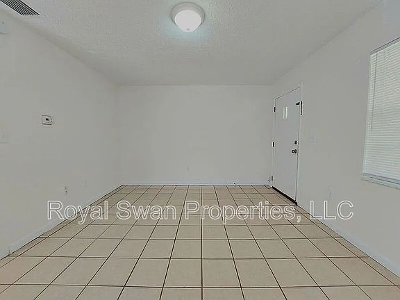 5th image of 1233 W Highland St