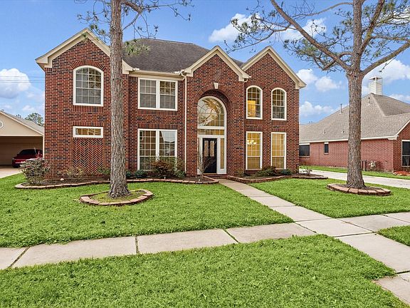 2nd image of 10034 Park Meadow Dr