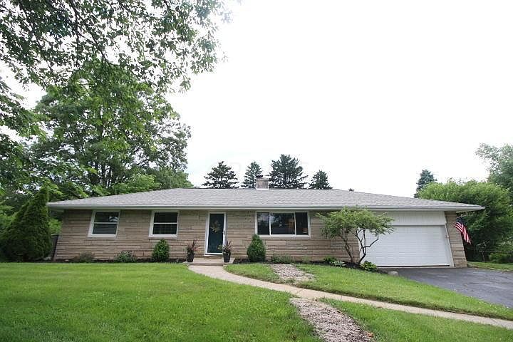 1st image of 164 Grandview Dr