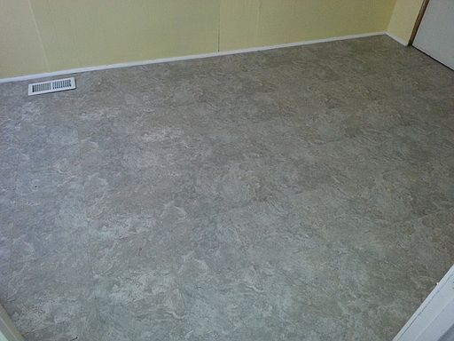 5th image of 940 Harlan Ave