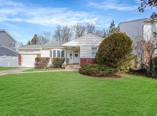 1917 Decatur Ave, Bellmore, NY 11710