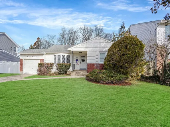 1917 Decatur Avenue, North Bellmore, NY 11710