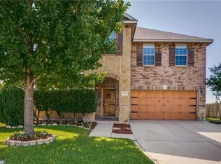 8800 Noontide Dr, Fort Worth, TX 76179