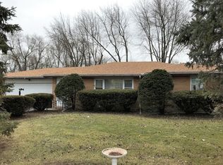 160 W Dixie Hwy, Saint Anne, IL 60964