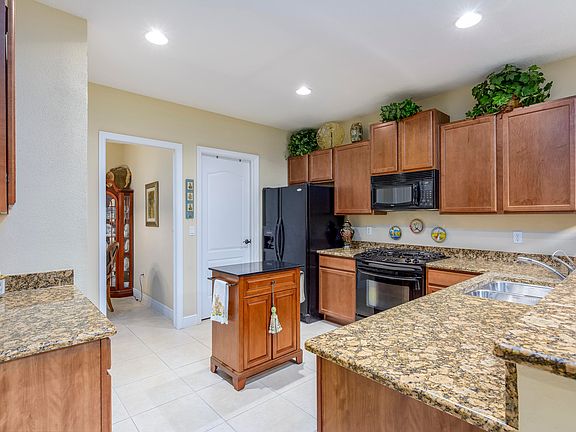 2nd image of 1291 Etruscan Way #115
