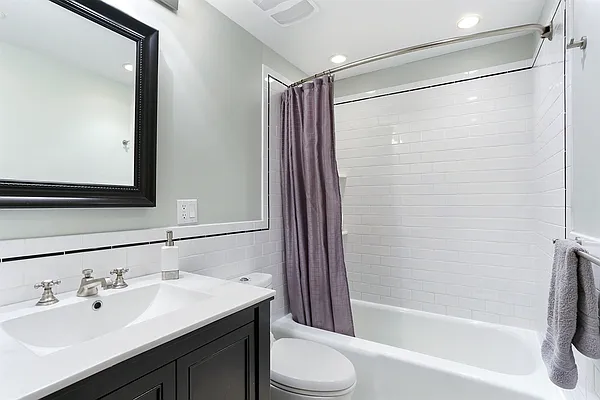 Sold by Corcoran | media 6