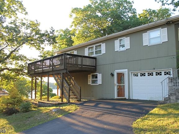 2nd image of 29 Elba Ave