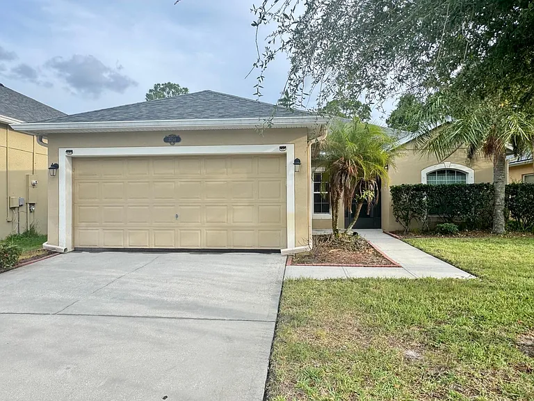 3750 Aria Dr — Photo 1