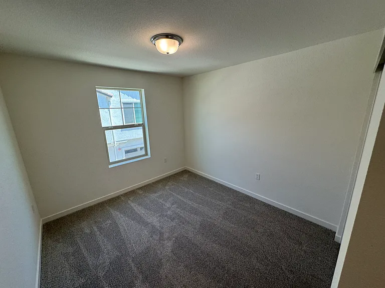 1712 Perfect Day Pl — Photo 30