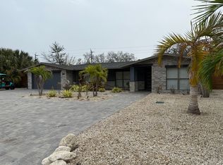 5533 Shadow Lawn Dr, Sarasota, FL 34242