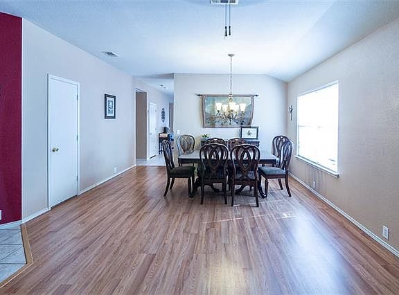 5th image of 8349 Horseshoe Bend Dr