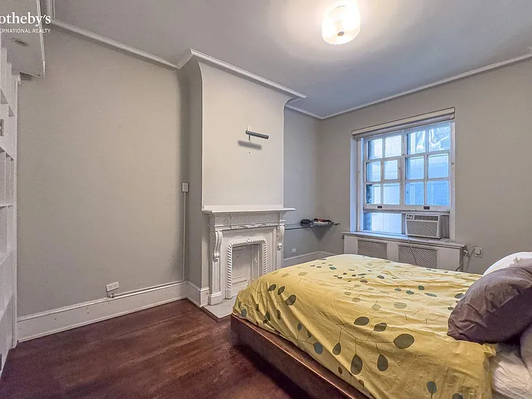 2109 Broadway #112 — Photo 2
