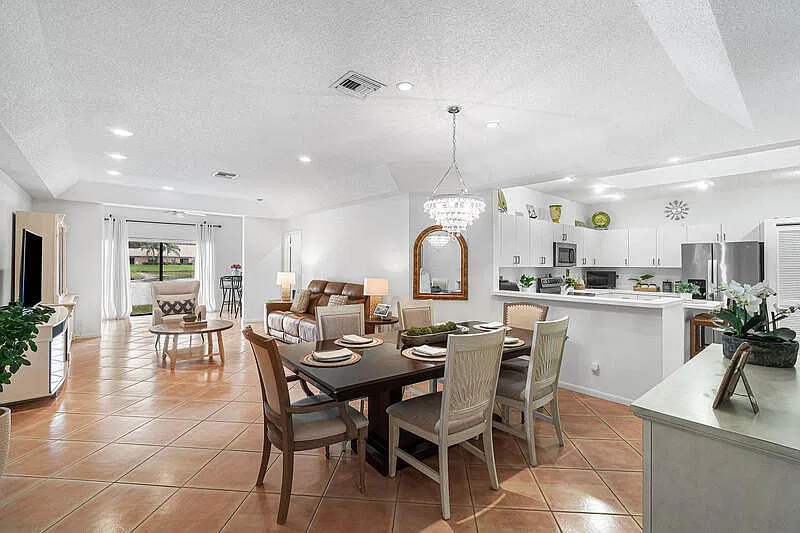 2 bed, 2.0 bath, 1423 sqft, $2,850 — Photo 3