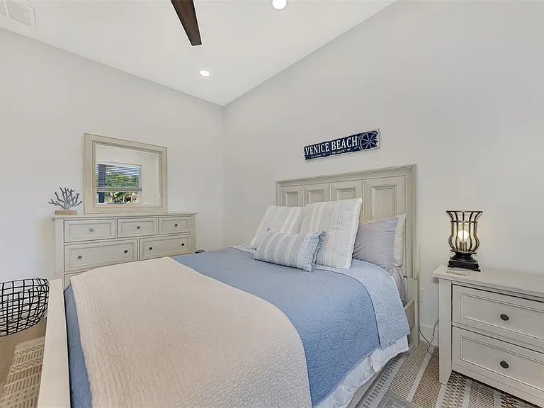 561 Fallbrook Dr — Photo 35